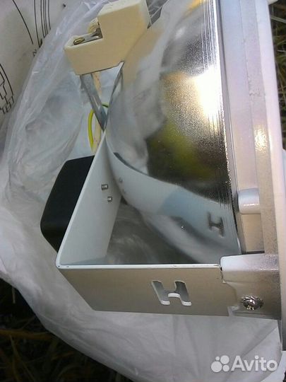 Светильник лво