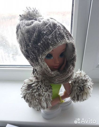 Новая шапка-ушанкас помпонами р. 56-58