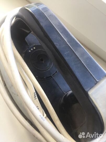 Утюг (советский) может многое рассказать о 90-х)