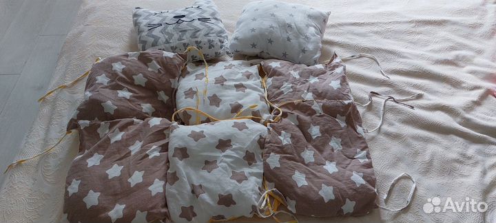 Бортики в детскую кроватку