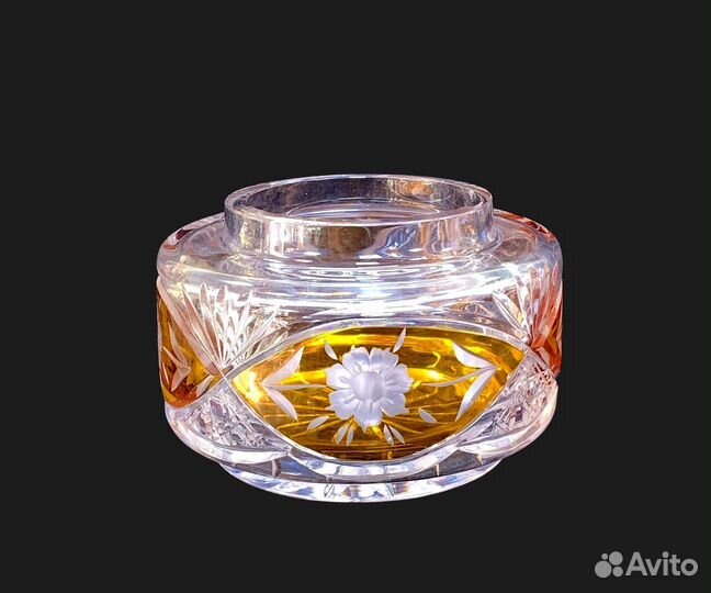 Хрустальная ваза-конфетница с крышкой