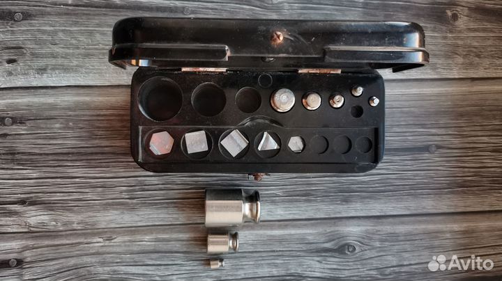 Набор гирь 4 класса Г-4-210 и мг-4-1100-10