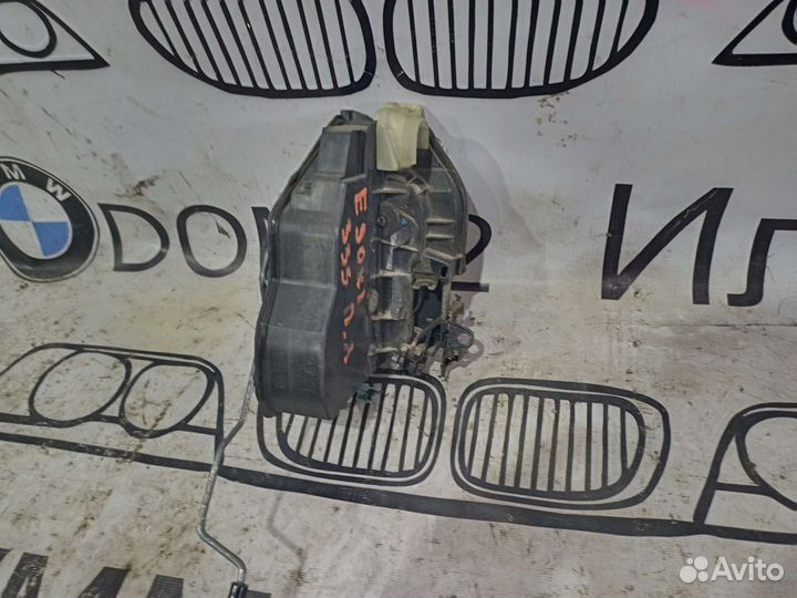 Замок передний левой двери BMW E90 E91 Левый руль