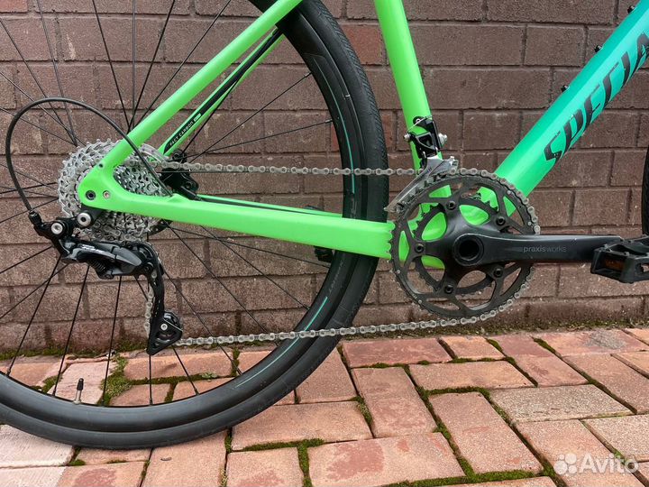 Карбоновый Specialized Sirrus Expert