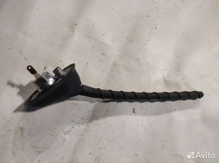 Антенна Hyundai Solaris 2010-2017