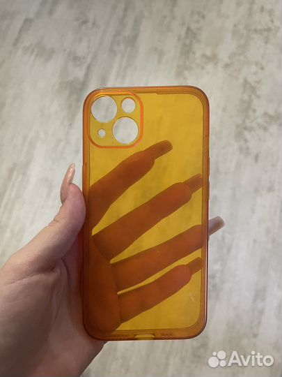 Чехол на iPhone 13