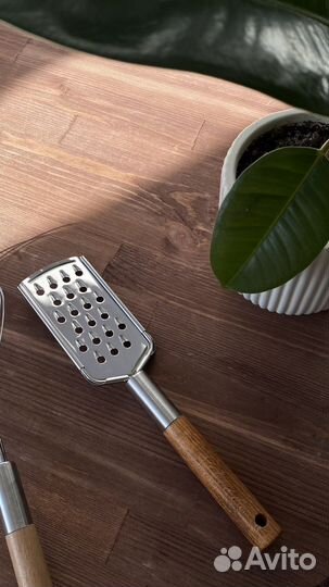 Ручная маленькая терка деревянная Zara и H&M