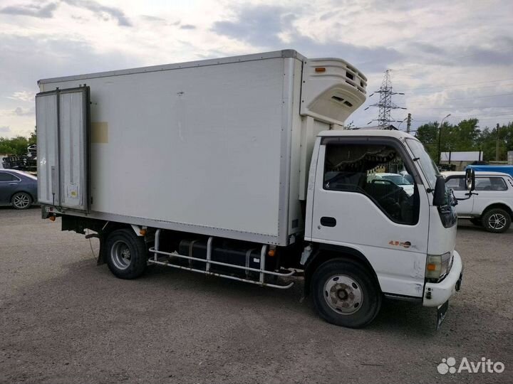 Isuzu Elf, 2004
