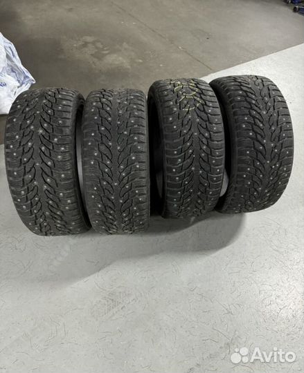 Nokian Tyres Hakkapeliitta 9 SUV 255/40 R20