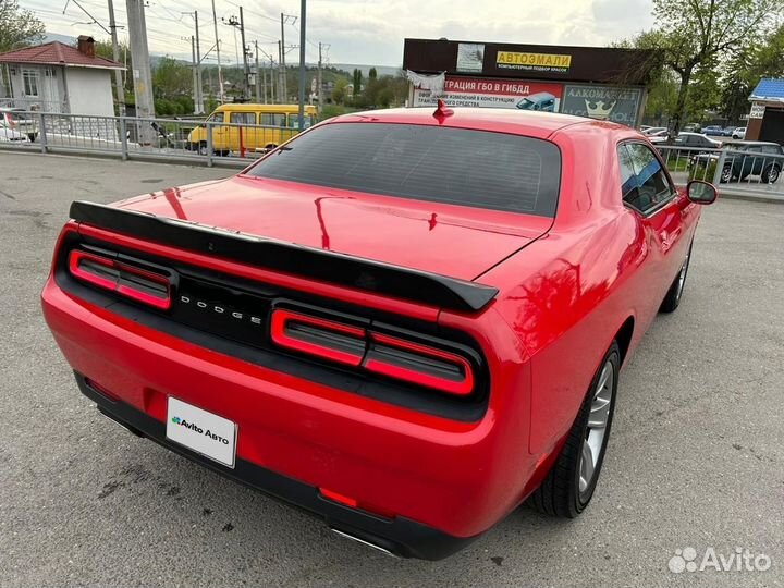 Dodge Challenger 3.6 AT, 2019, 77 500 км