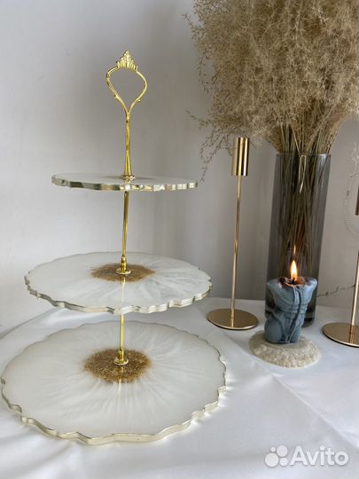 Фруктовница на ножке