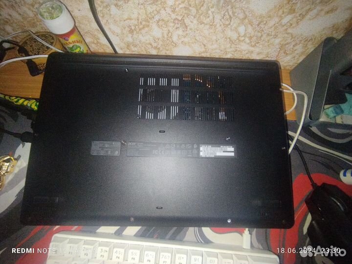 Ноутбук acer aspire 1