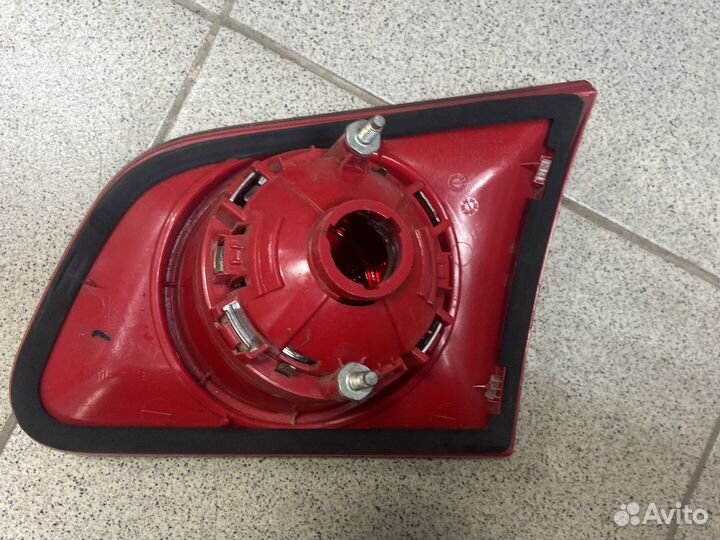 Фонарь 3c9945003 vw b6 задний внутренний левый