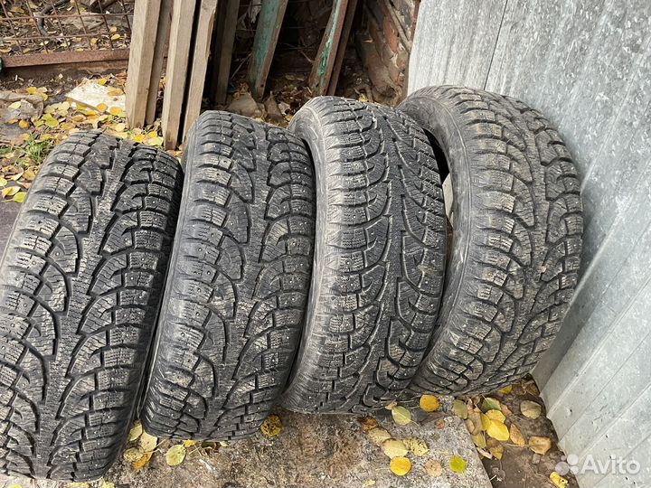 Hankook Winter I'Pike 235/55 R18