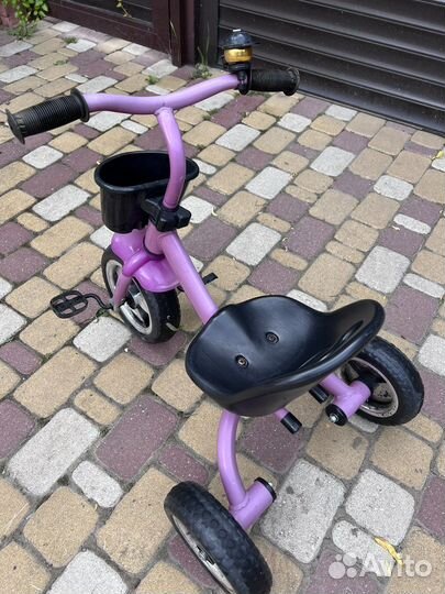 Трехколесный велосипед