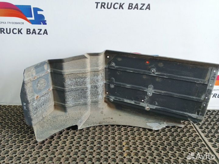 81664100360 Крыло переднее правое задняя часть