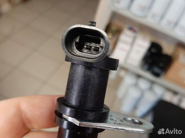 Датчик положения распредвала Detroit 8929387