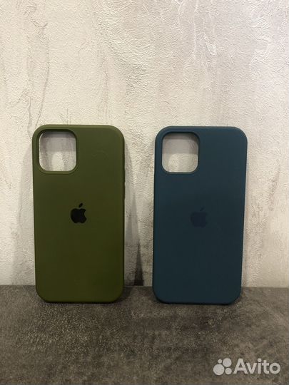 Чехол на iPhone 12
