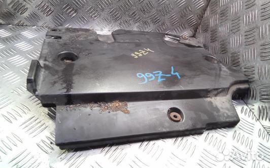 Защита двигателя верхняя toyota RAV 4 ZCA2 (99Z04H