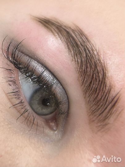 Окрашивание и ламинирование бровей