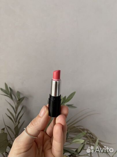 Givenchy, shiseido, pupa помада