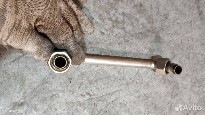 Патрубок (трубка) EGR Volkswagen Bora 1998