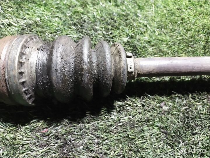 Полуось передняя правая Opel Astra H