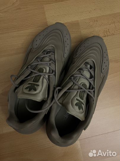 Кроссовки Adidas ozelia 40