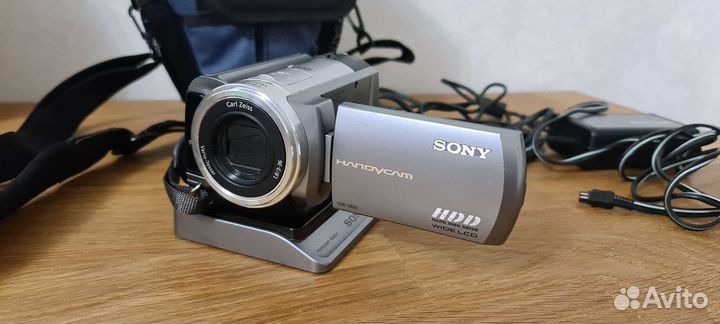 Видеокамера Sony DCP-SR50E полный комплект