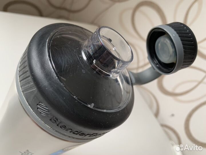 Шейкер спортивный BlenderBottle