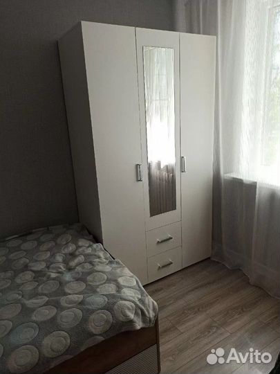 Шкаф трехстворчатый Эва