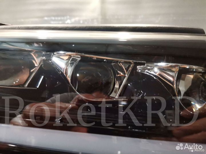 Фары Тойота Камри 70 стиль Lexus