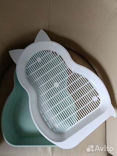 Новые лоток и пирамидка для кошек