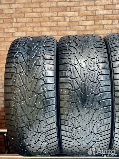 Pirelli Ice Zero 285/60 R18