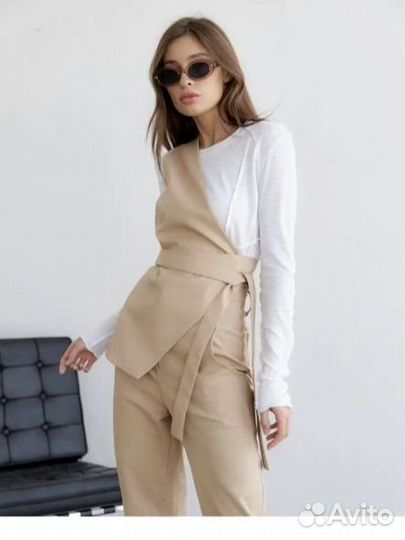 Жилет ассиметричный