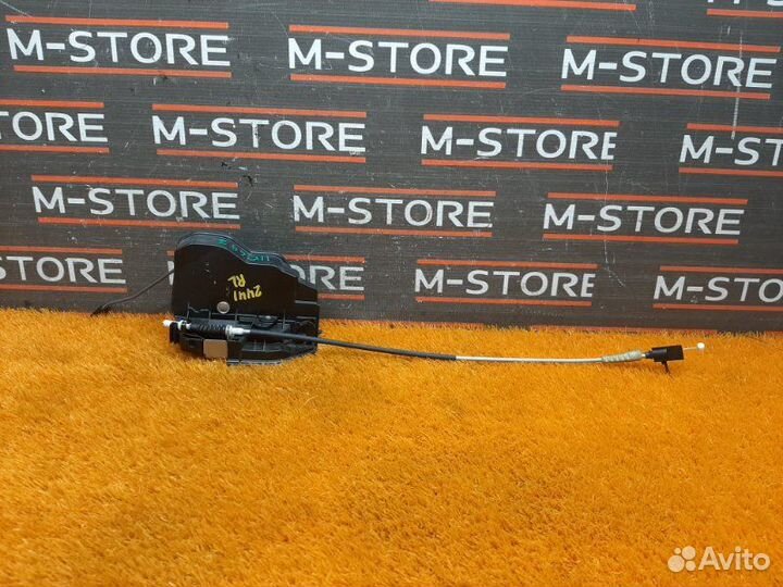 Замок двери задний левый Bmw X5 E70 N52B30A 2007