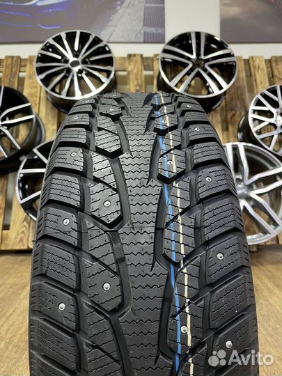 ONYX NY-W703 215/65 R17 99T