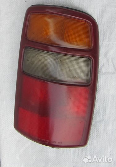 Задний правый фонарь Tahoe GMT840