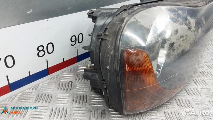 Фара правая Volvo XC90 2005