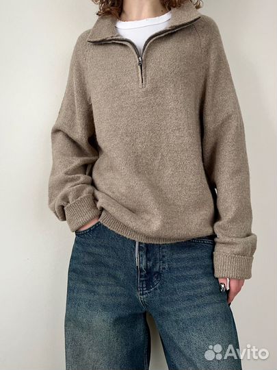 Свитер oversize с горлом на молнии