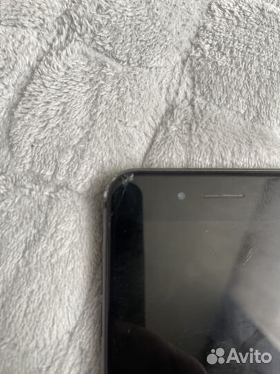 iPhone 8 Plus, 64 ГБ