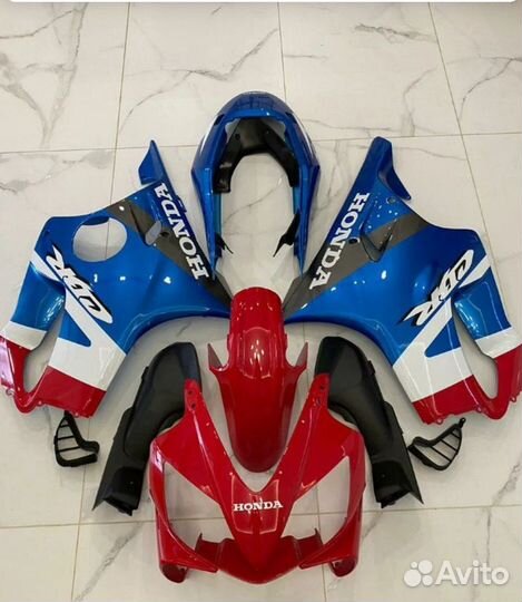 Пластик на Honda f4i 01-07