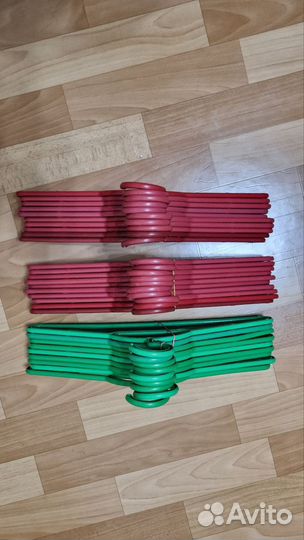 Вешалки плечики для одежды