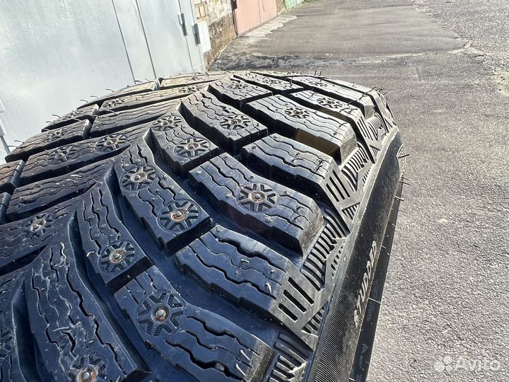 Michelin X-Ice North 4 215/60 R17 100T