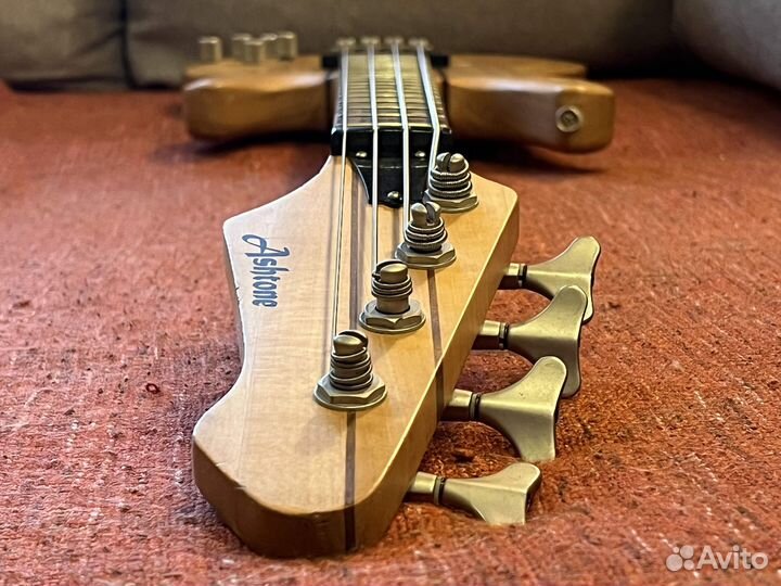 Бас-гитара Ashtone ABT-404