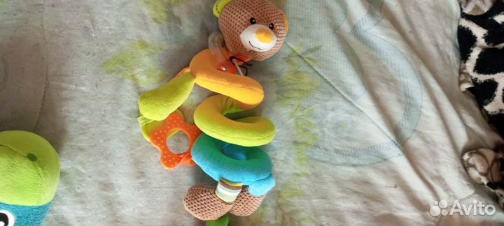 Развивающие игрушки для малышей