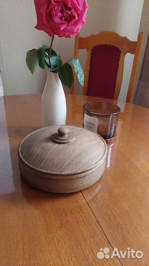 Чаша из дерева