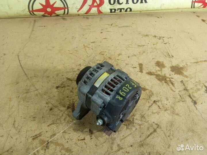 Генератор Daihatsu Mira E:s LA300S KF-VE