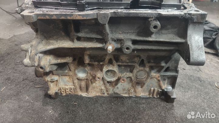 Блок двигателя Renault Laguna 1 X56