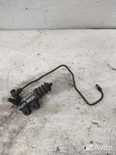 Цилиндр сцепления рабочий Mitsubishi Outlander 1